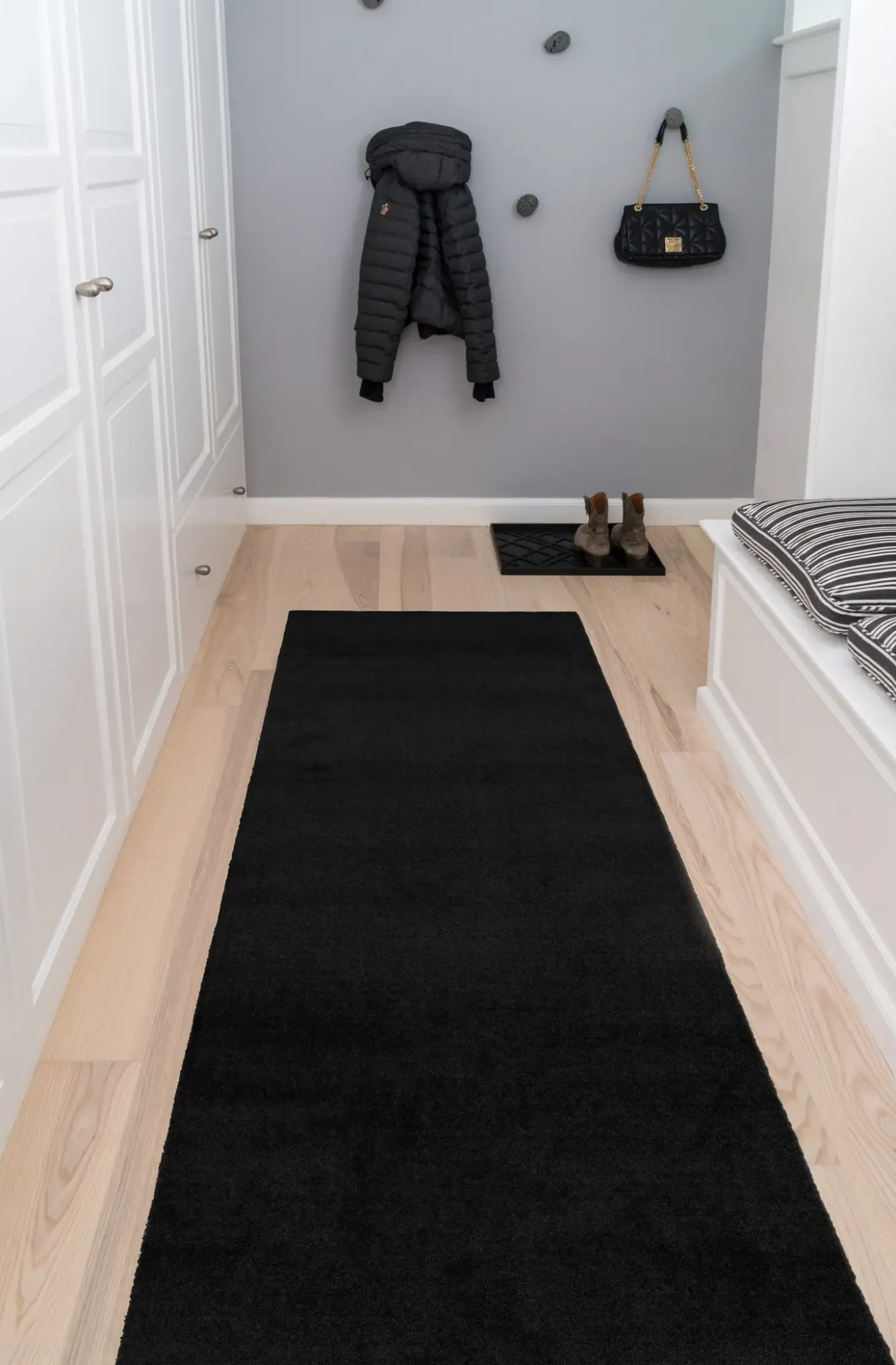 Tica Copenhagen - Løber - Ensfarvet - Sort - 90x200 cm