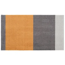 Tica Copenhagen - Smudsmåtte - Stripes Horizon - Lysegrå og Dijon - 90x200 cm