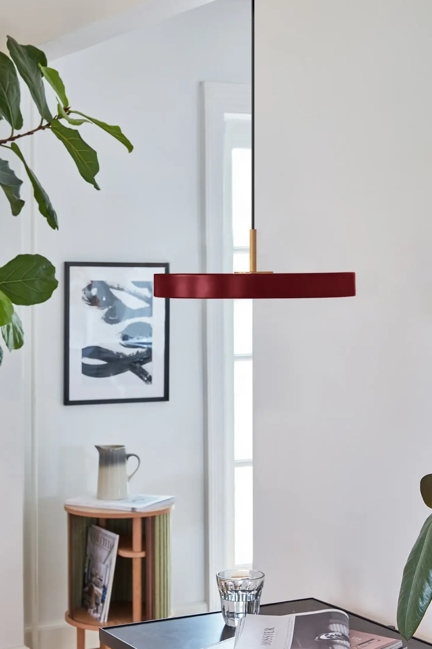 Umage - Pendel - Asteria - Messingtop/Ruby red - Mini Ø31 cm