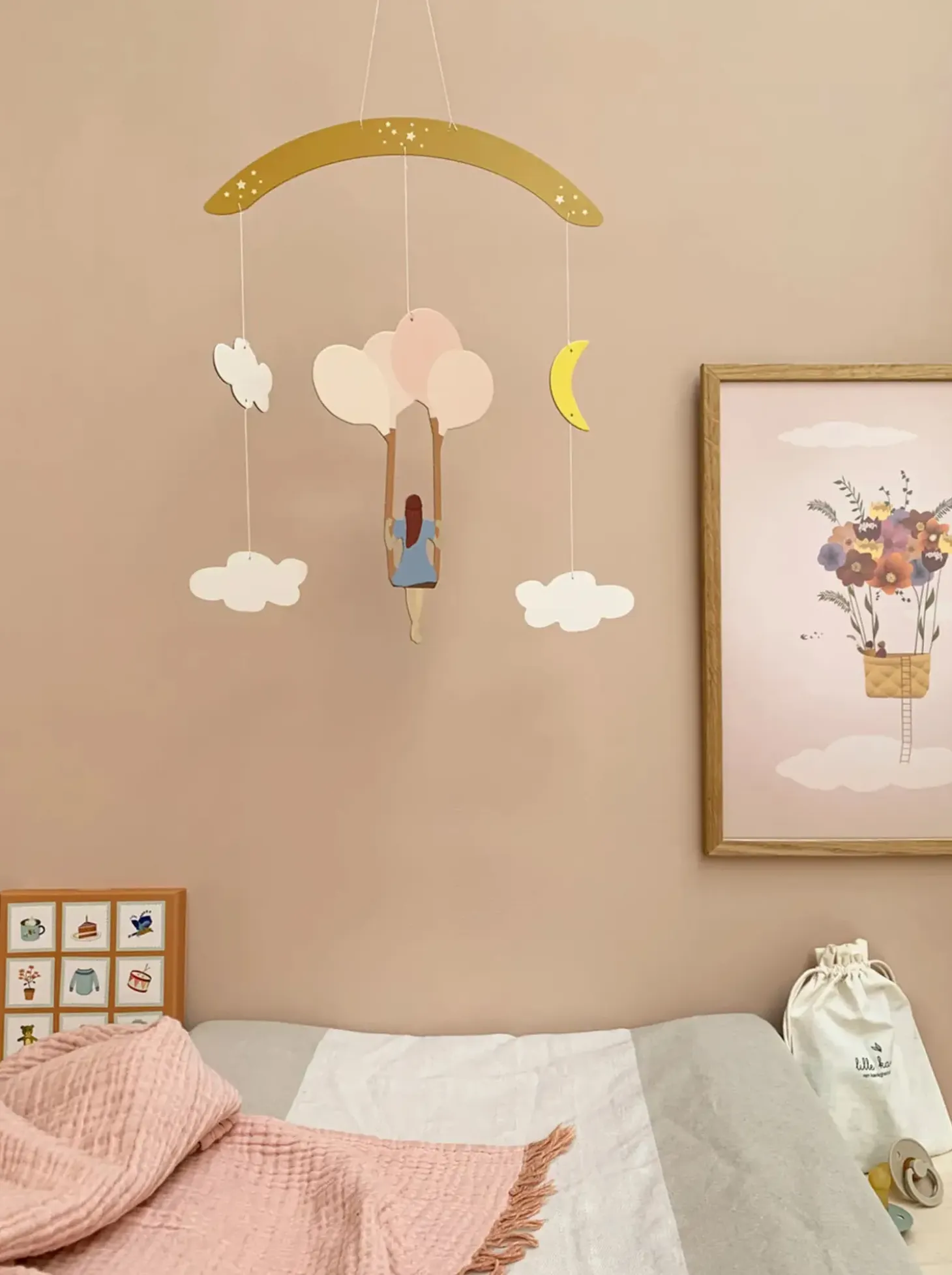 ViSSEVASSE - Uro - Balloon Dream