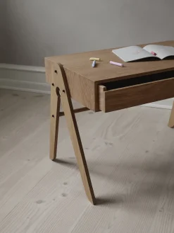We Do Wood - børnebord - Geo's bord - Eg